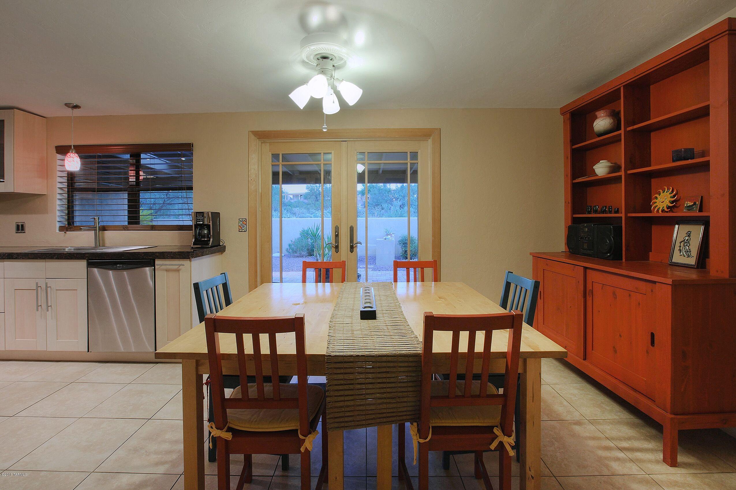 540 East Rancho Catalina Place Tucson, AZ 85704 - Photo 5 of 28