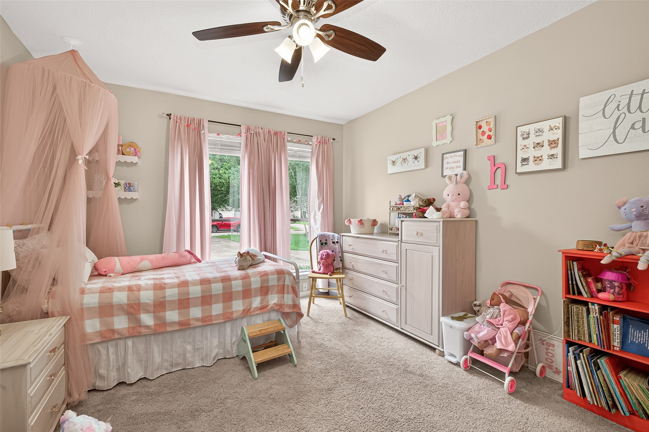 17611 Sorrell Ridge Drive Spring, TX 77388 - Photo 30 of 50 a bedroom with furniture and a window