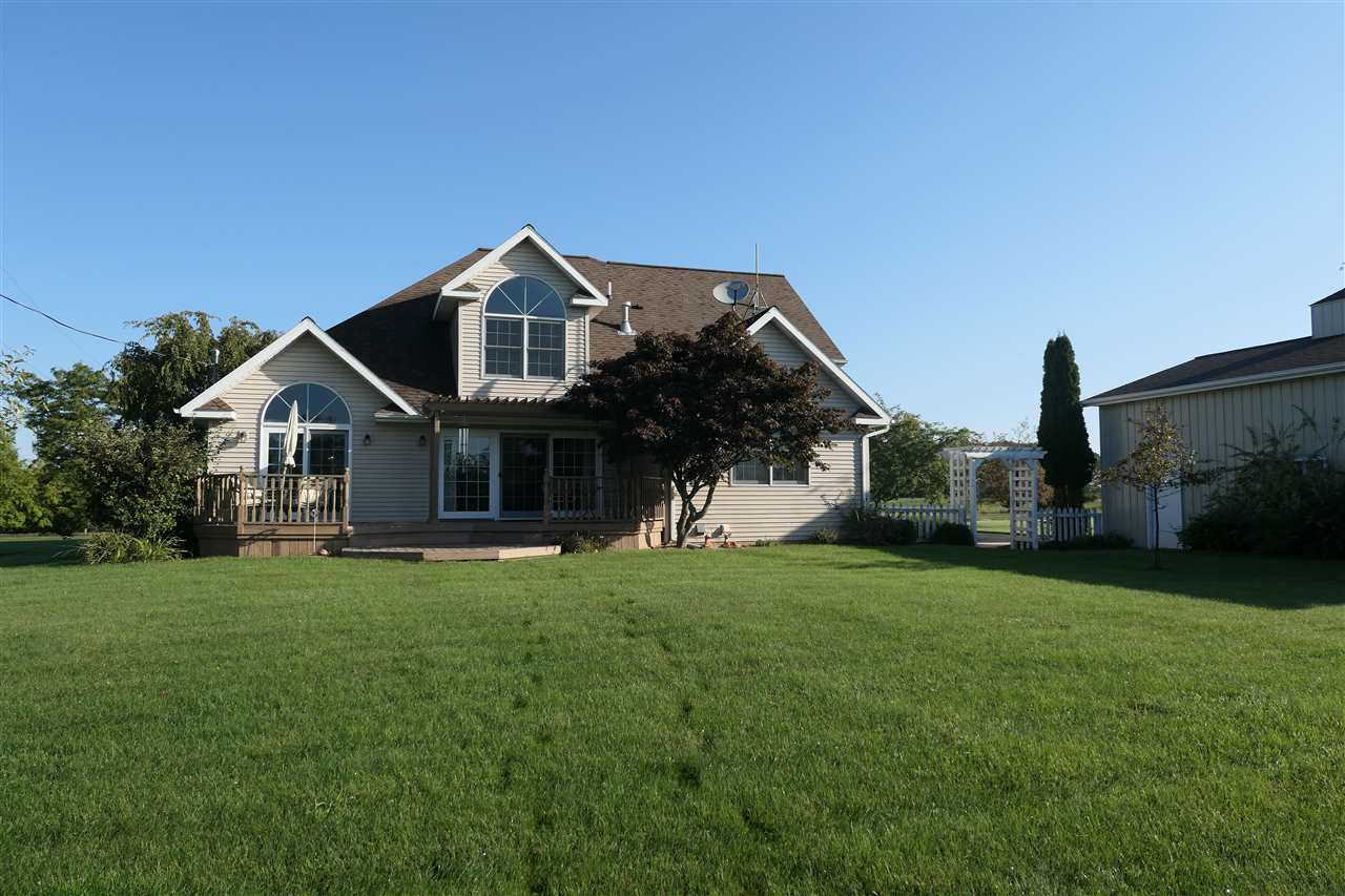 711 West St Charles Road Ithaca, MI 48847 - Photo 3 of 33 1867575-2.JPG
