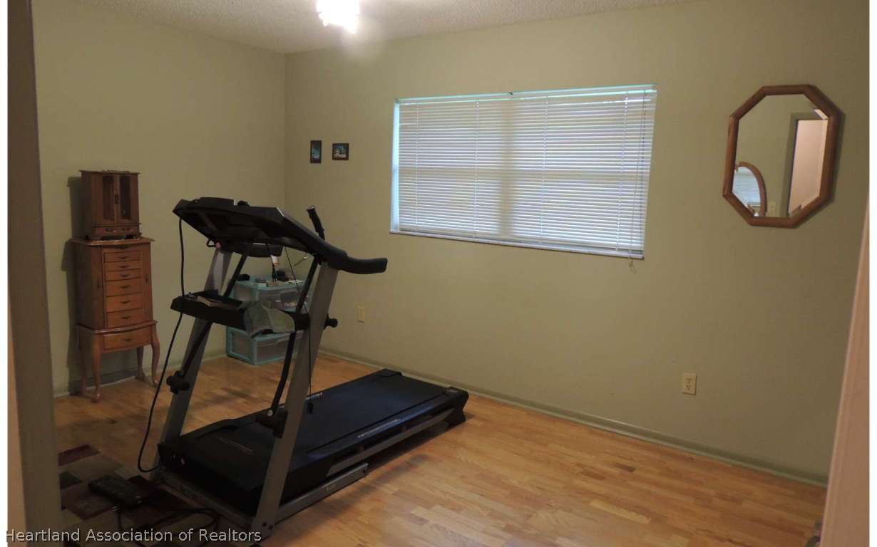 118 Spring Garden Road Sebring, FL 33870 - Photo 14 of 19 Bedroom 3