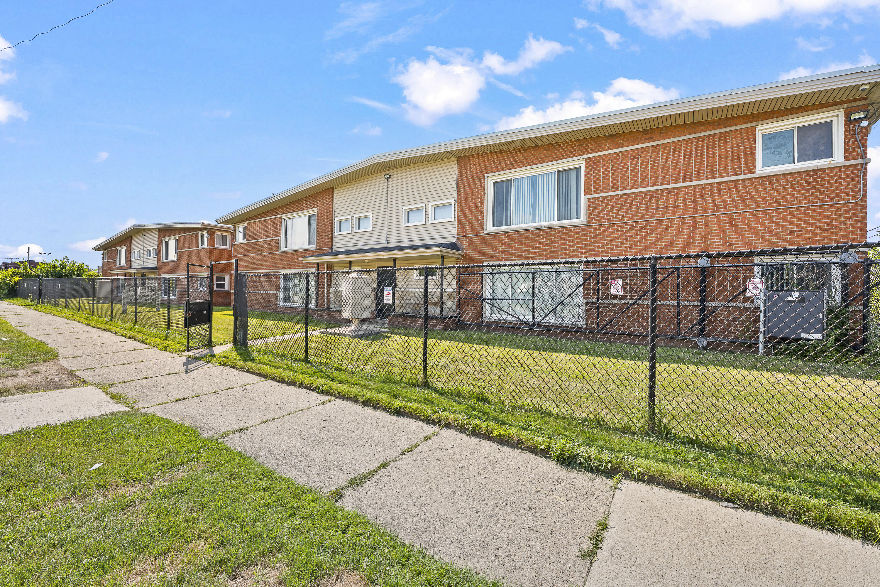 10071 Joy Road, Unit 3 Detroit, MI 48204 - Photo 2 of 5 _DSC3195