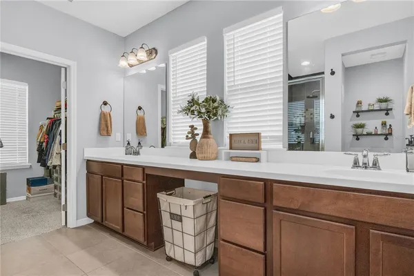 $429,250 | 7238 Milestone Drive, Apollo Beach, FL 33572