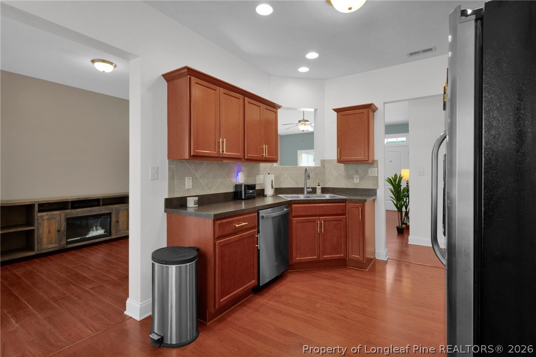 170 Snipe Court Raeford, NC 28376 - Photo 8 of 25