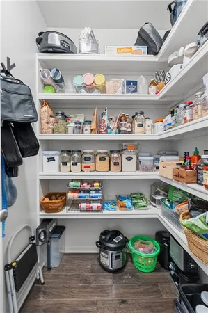 $579,000 | 10015 North Richmond Avenue, Kansas City, MO 64157