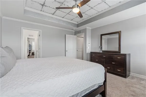 $579,000 | 10015 North Richmond Avenue, Kansas City, MO 64157