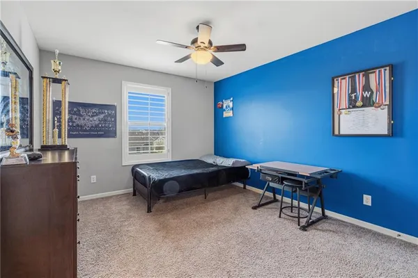 $579,000 | 10015 North Richmond Avenue, Kansas City, MO 64157