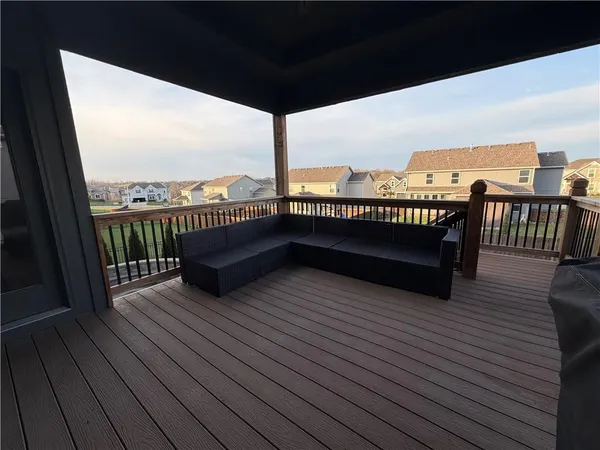 $579,000 | 10015 North Richmond Avenue, Kansas City, MO 64157