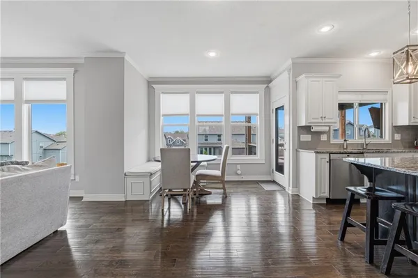 $579,000 | 10015 North Richmond Avenue, Kansas City, MO 64157