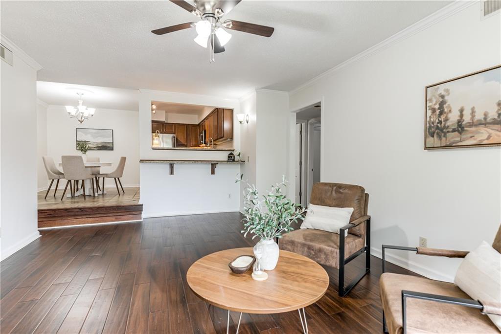 3602 Gillham Road, Unit 4 Kansas City, MO 64111 - Photo 7 of 27