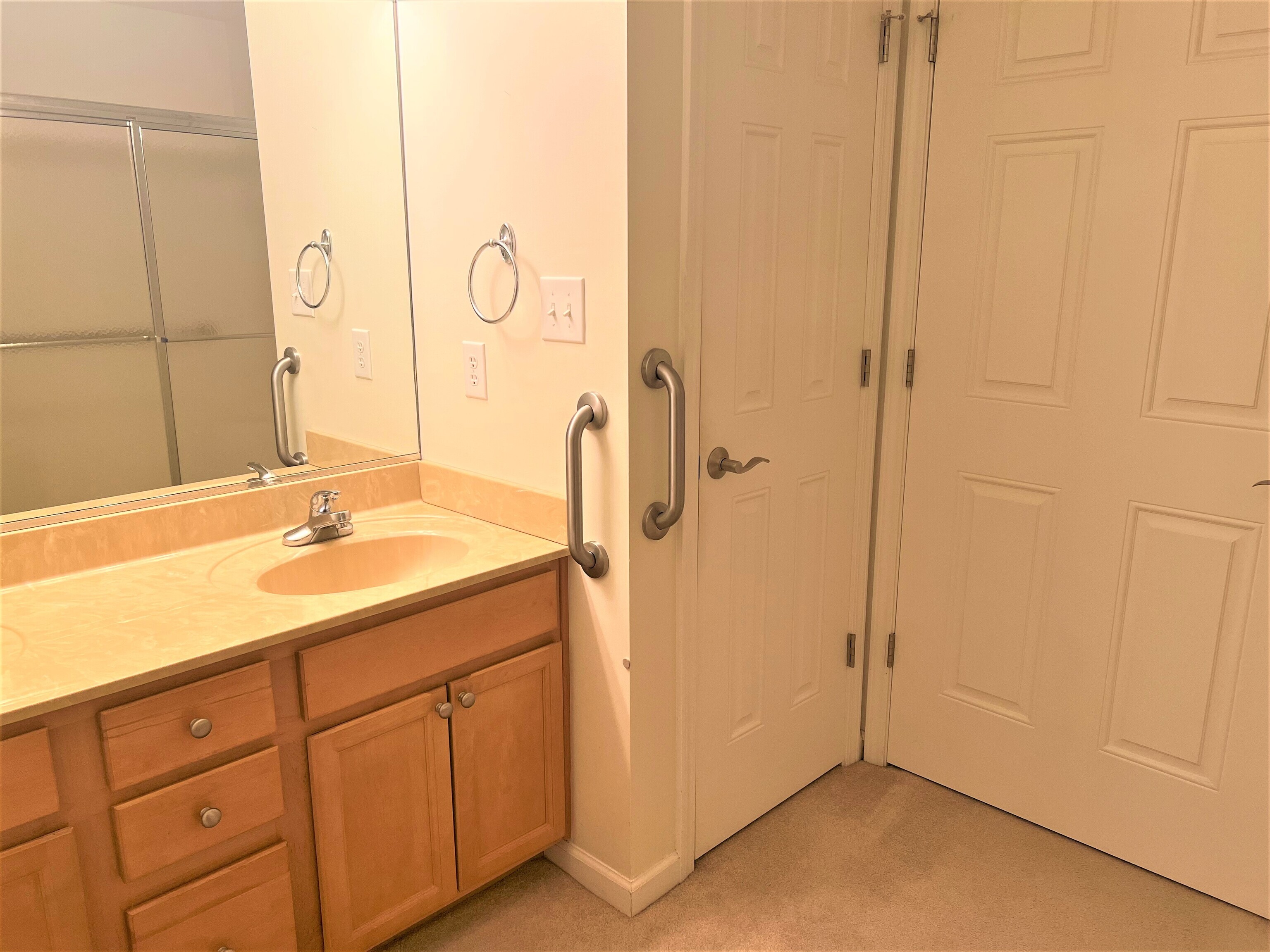 6022 Stratton Court Columbus, IN 47203 - Photo 14 of 19 Gallery Image 14