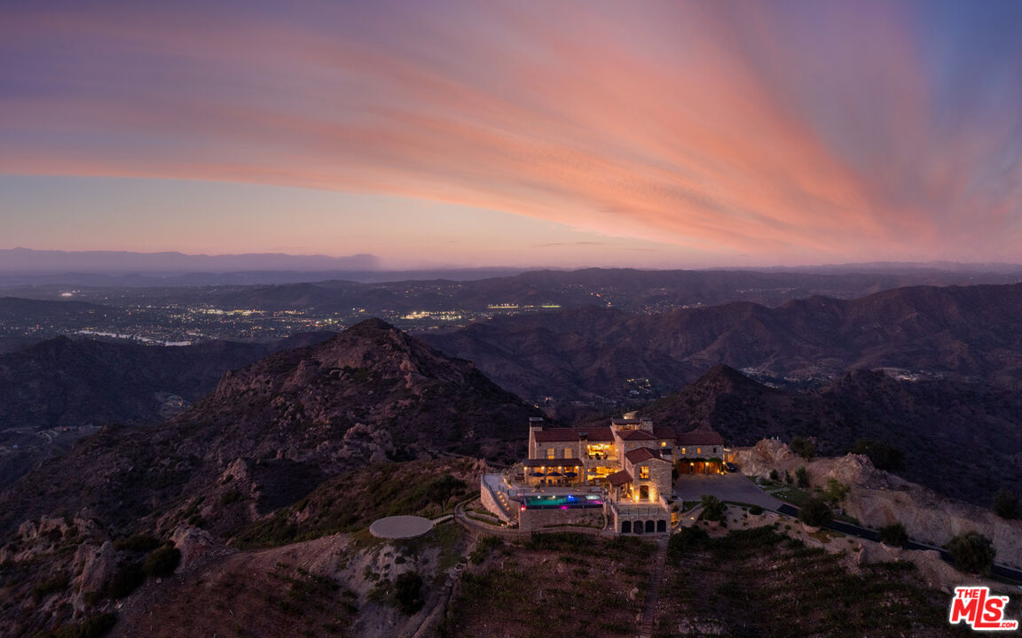 340 Kanan Dume Road Malibu, CA 90265 - Photo 57 of 57 an aerial view of a city with lots of residential buildings