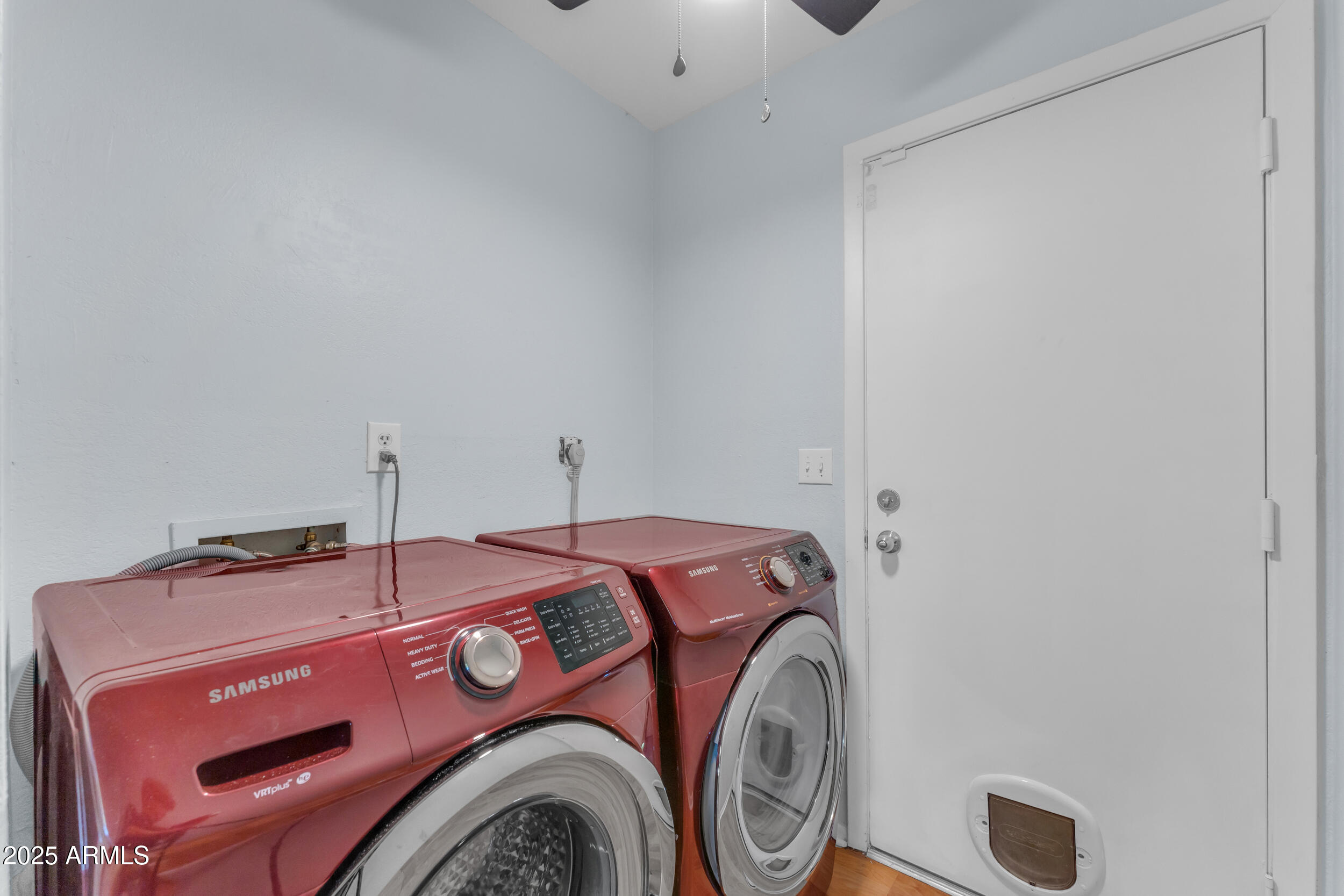 4232 West Ruth Avenue Phoenix, AZ 85051 - Photo 40 of 42 a utility room with dryer and washer