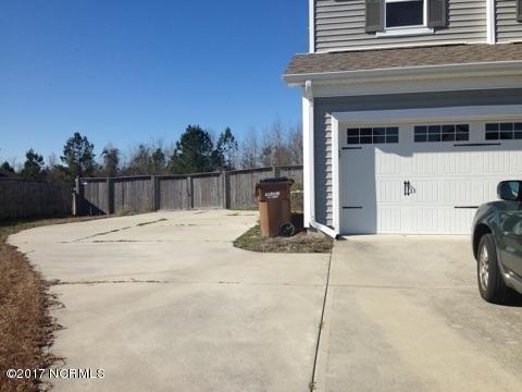 232 River Winding Road Jacksonville, NC 28540 - Photo 2 of 25 2