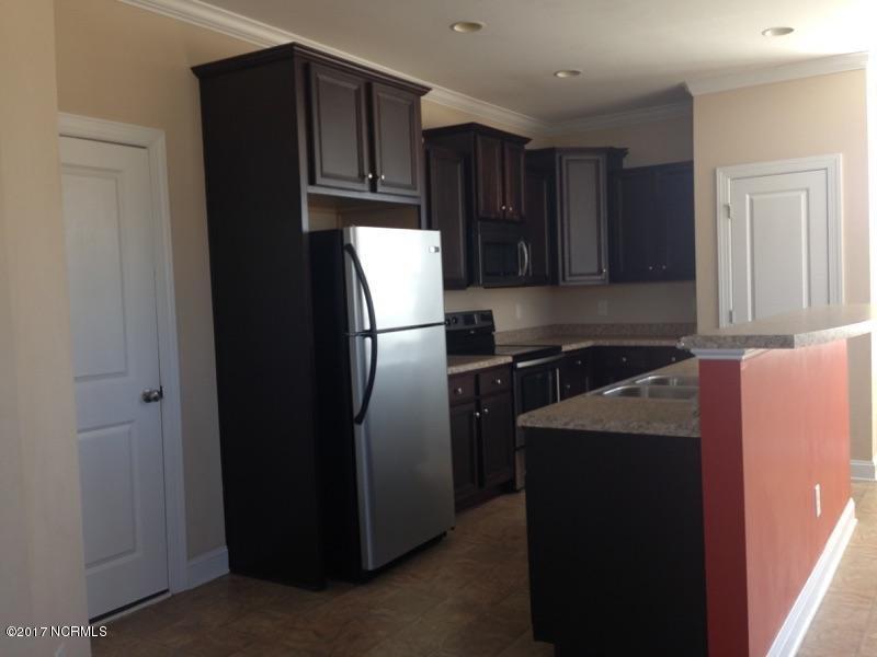232 River Winding Road Jacksonville, NC 28540 - Photo 7 of 25 11