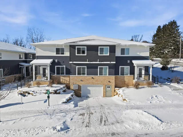 $329,900 | 1969 North Windsor Avenue, Cottage Grove, WI 53527