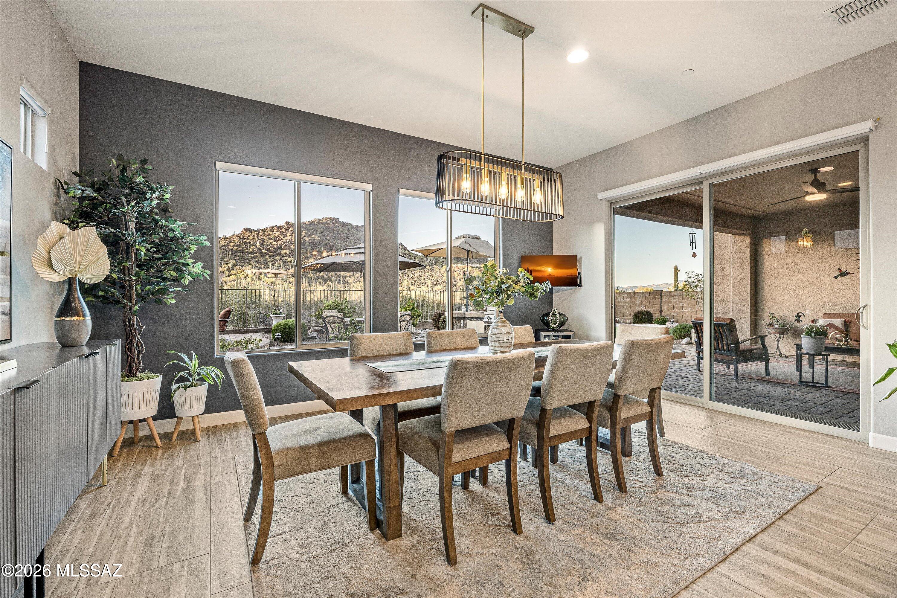 8489 North Lone Ranger Road Tucson, AZ 85743 - Photo 20 of 50 Gorgeous breakfast nook with a VIEW!