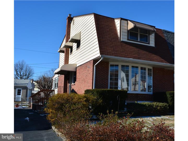 733 Hood Road Swarthmore, PA 19081 - Photo 1 of 18 Front Yard