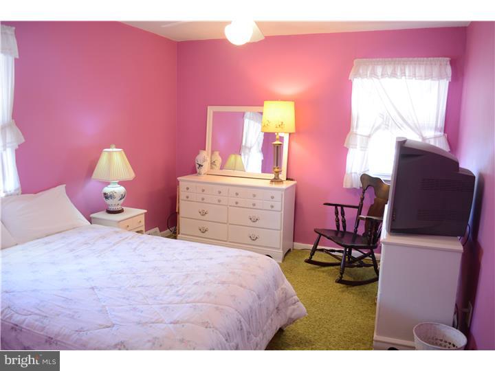 733 Hood Road Swarthmore, PA 19081 - Photo 5 of 18 Bedroom 2