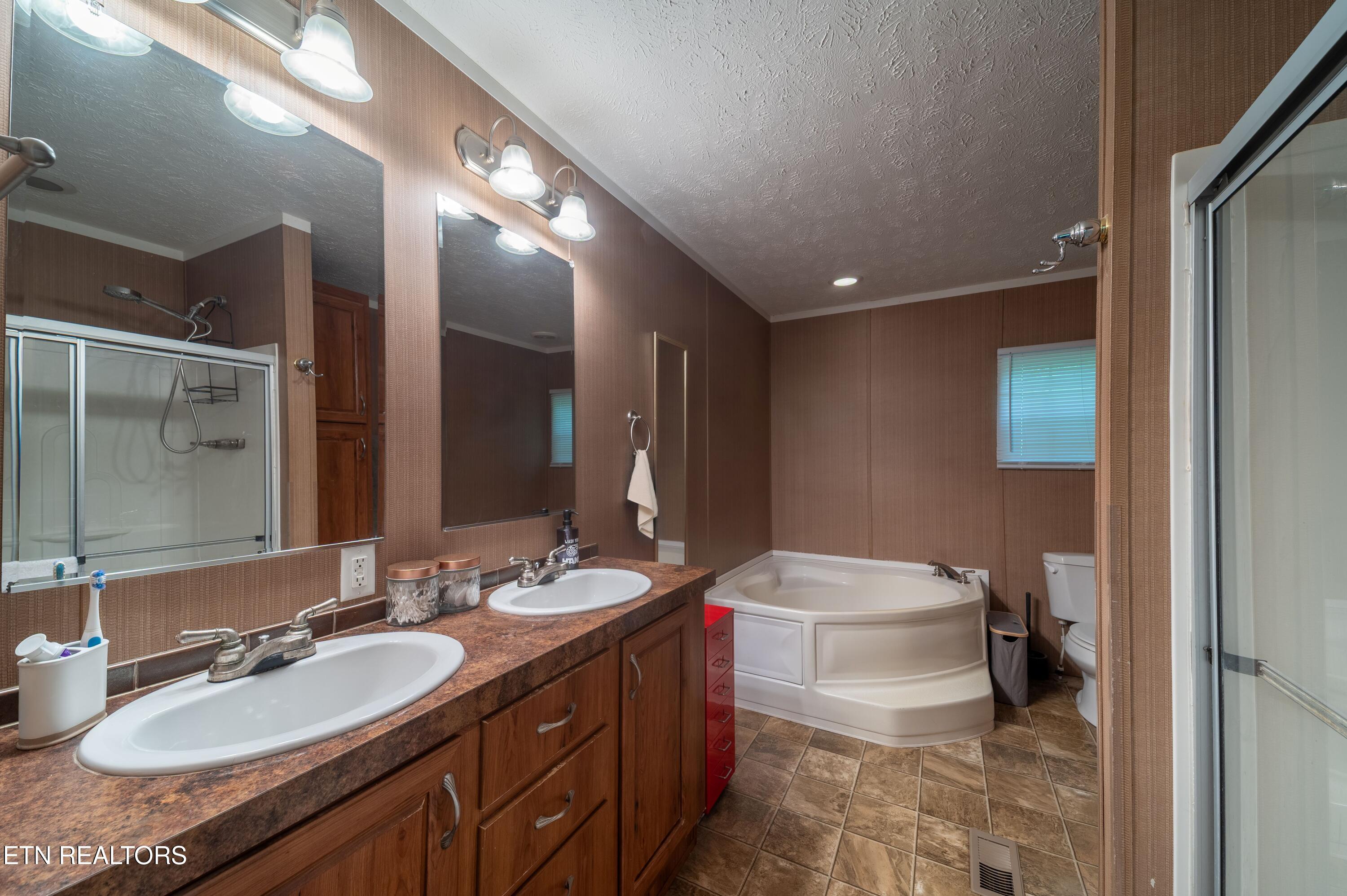 186 Blacks Ferry Road Knoxville, TN 37931 - Photo 16 of 30 186_Blacksferry-13