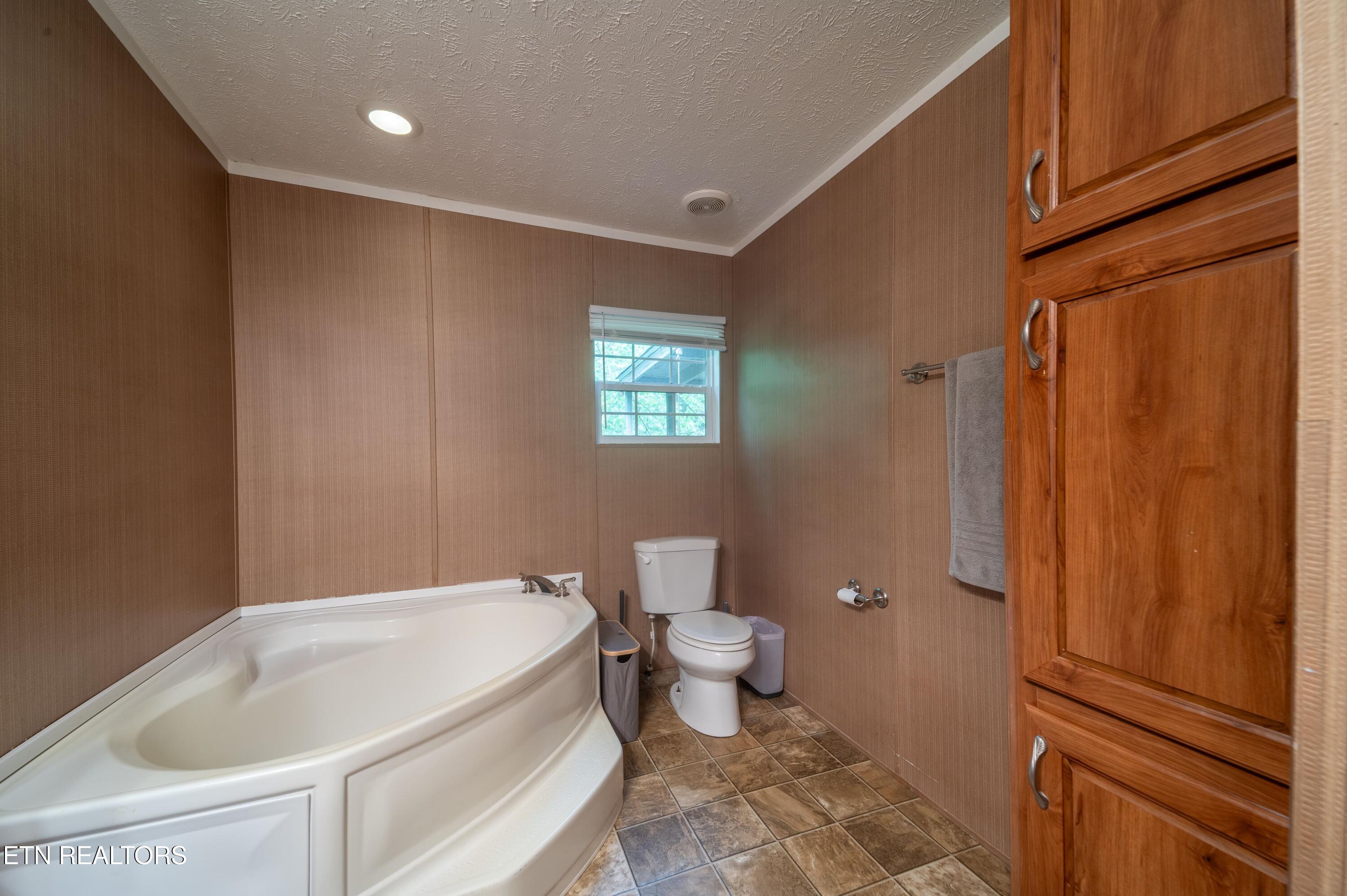 186 Blacks Ferry Road Knoxville, TN 37931 - Photo 17 of 30 186_Blacksferry-14