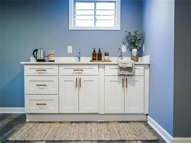 $450,000 | 7412 North Strathbury Avenue, Kansas City, MO 64151