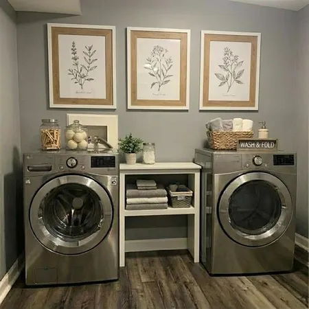 $395,000 | 7412 North Strathbury Avenue, Kansas City, MO 64151