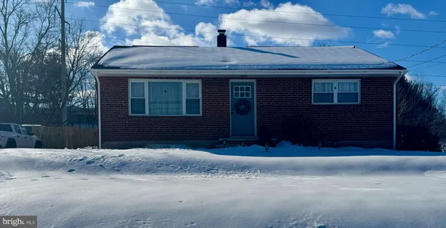 $249,900 | 34 Carolyn Street, Harrisburg, PA 17112