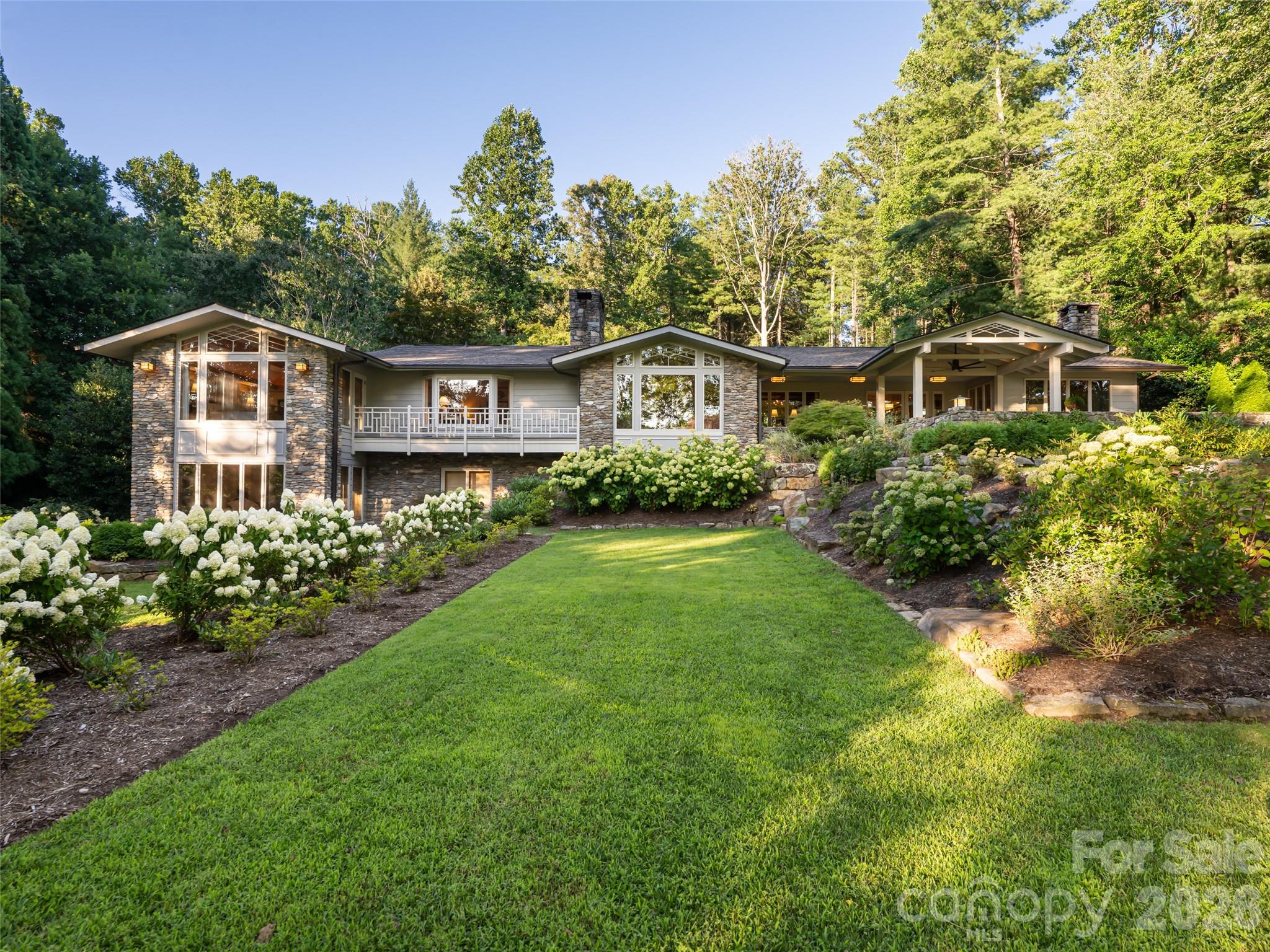 17 Amherst Road Biltmore Forest, NC 28803 - Photo 33 of 48 Gallery Image 33