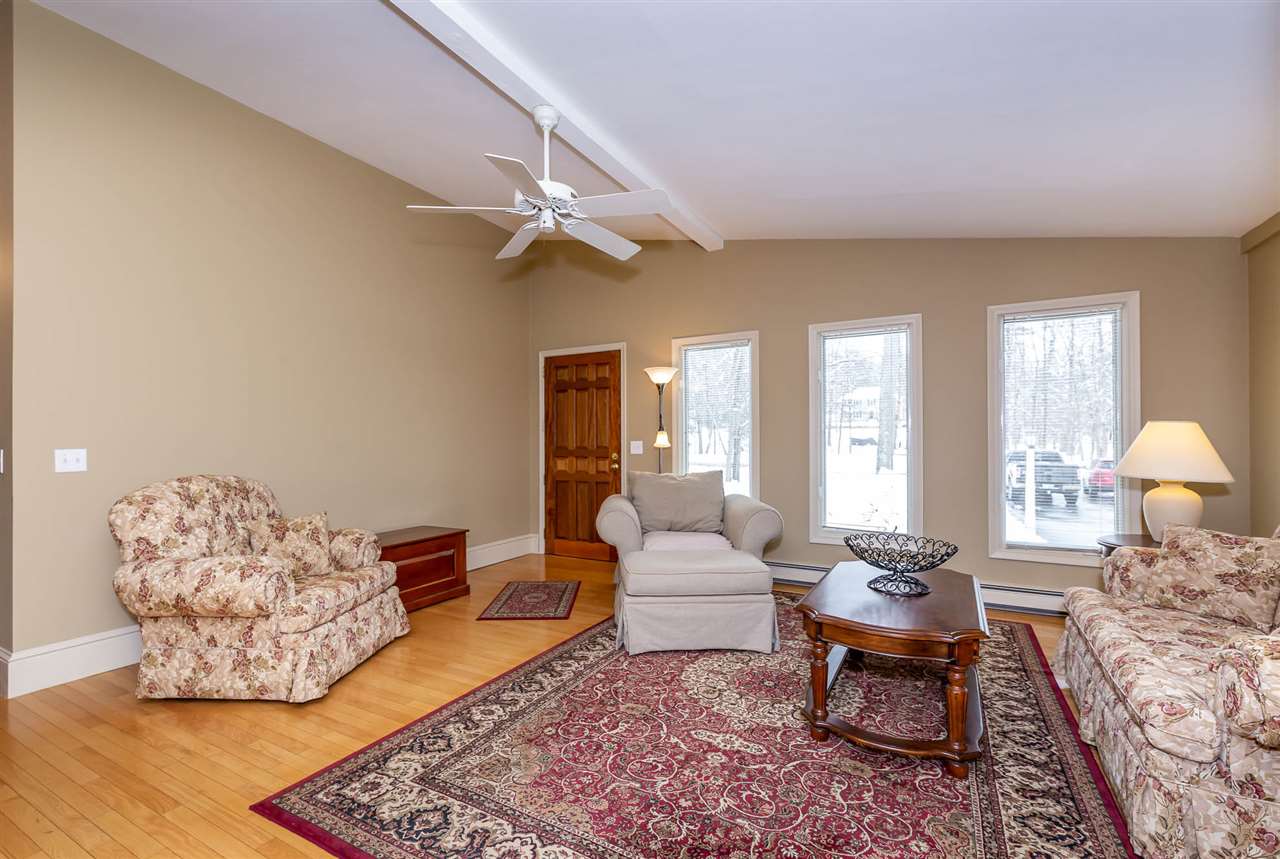 53 Naticook Road Merrimack, NH 03054 - Photo 6 of 38