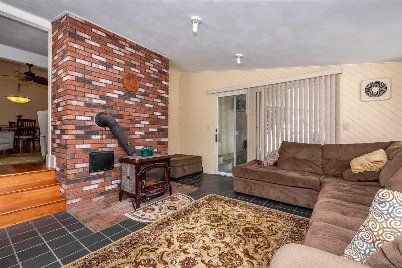 53 Naticook Road Merrimack, NH 03054 - Photo 8 of 38