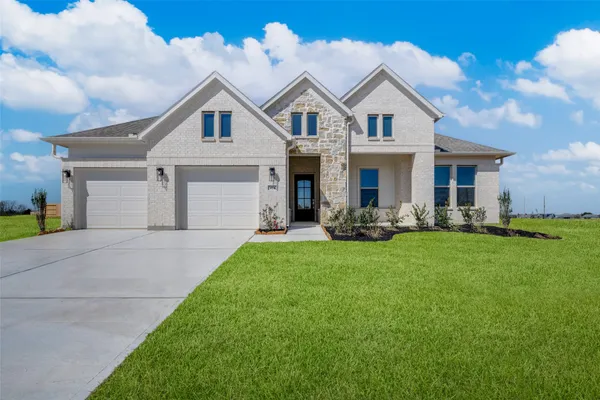 $384,900 | 494 Hunters Crossing, Sealy, TX 77474