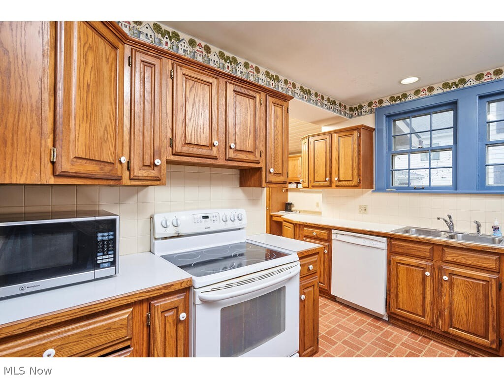 120 Overwood Road Akron, OH 44313 - Photo 11 of 28