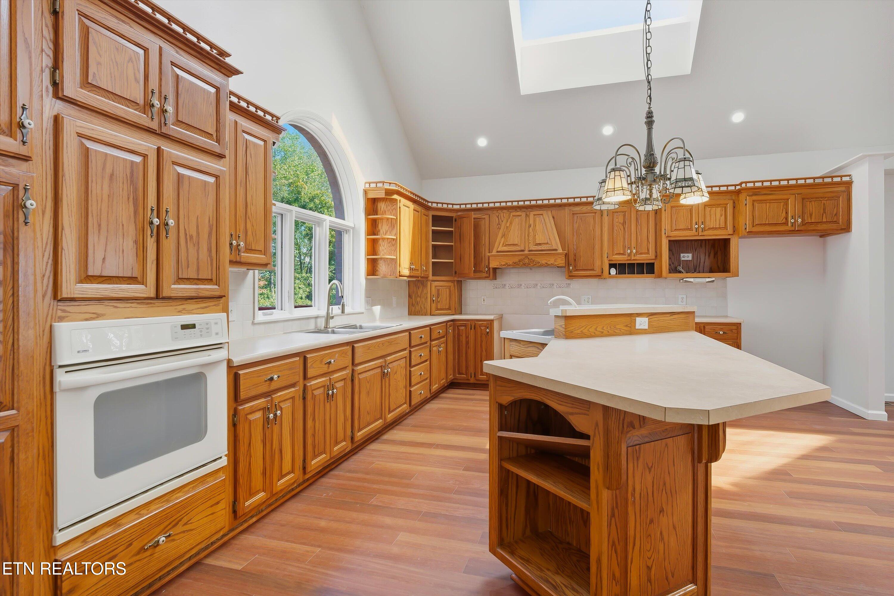 7112 Warren Lane Corryton, TN 37721 - Photo 16 of 60 16-7112 Warren Ln-15