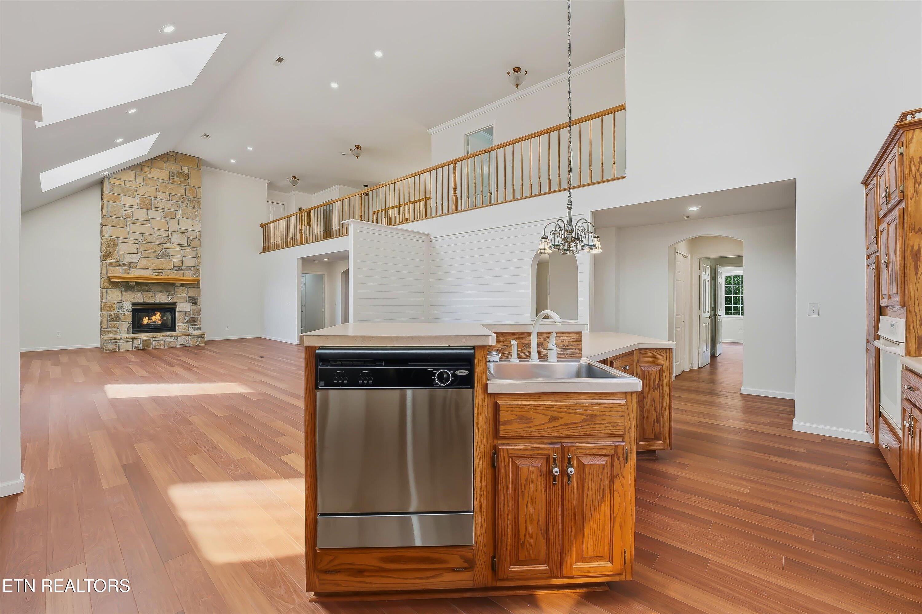 7112 Warren Lane Corryton, TN 37721 - Photo 17 of 60 18-7112 Warren Ln-17