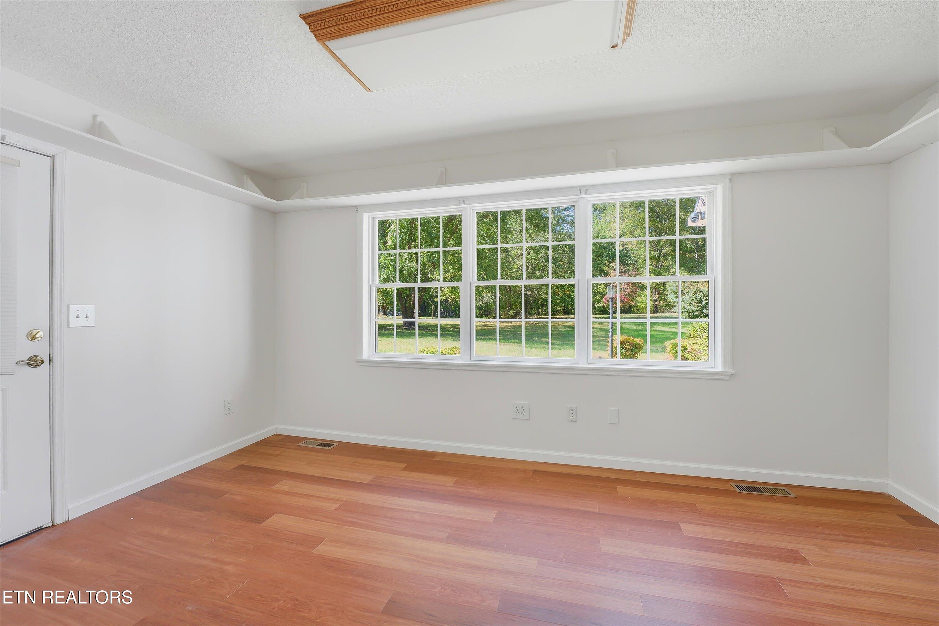 7112 Warren Lane Corryton, TN 37721 - Photo 28 of 60 29-7112 Warren Ln-28