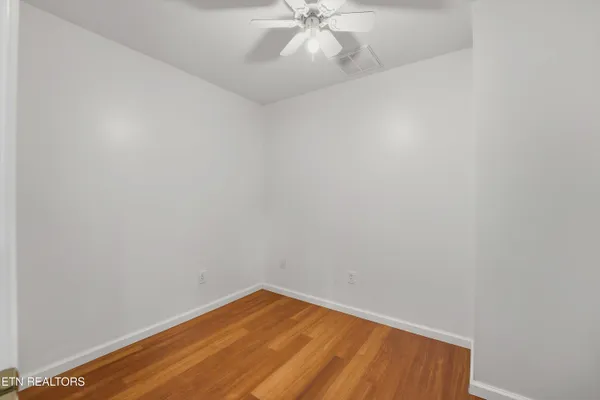 $949,000 | 7112 Warren Lane, Corryton, TN 37721