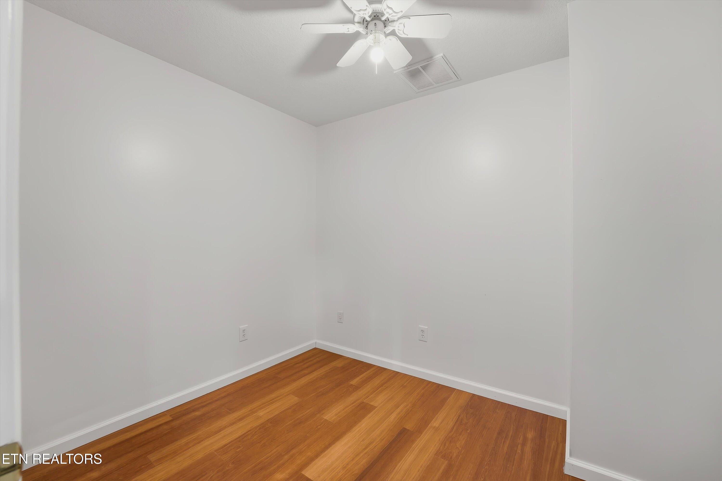 7112 Warren Lane Corryton, TN 37721 - Photo 29 of 60 30-7112 Warren Ln-29