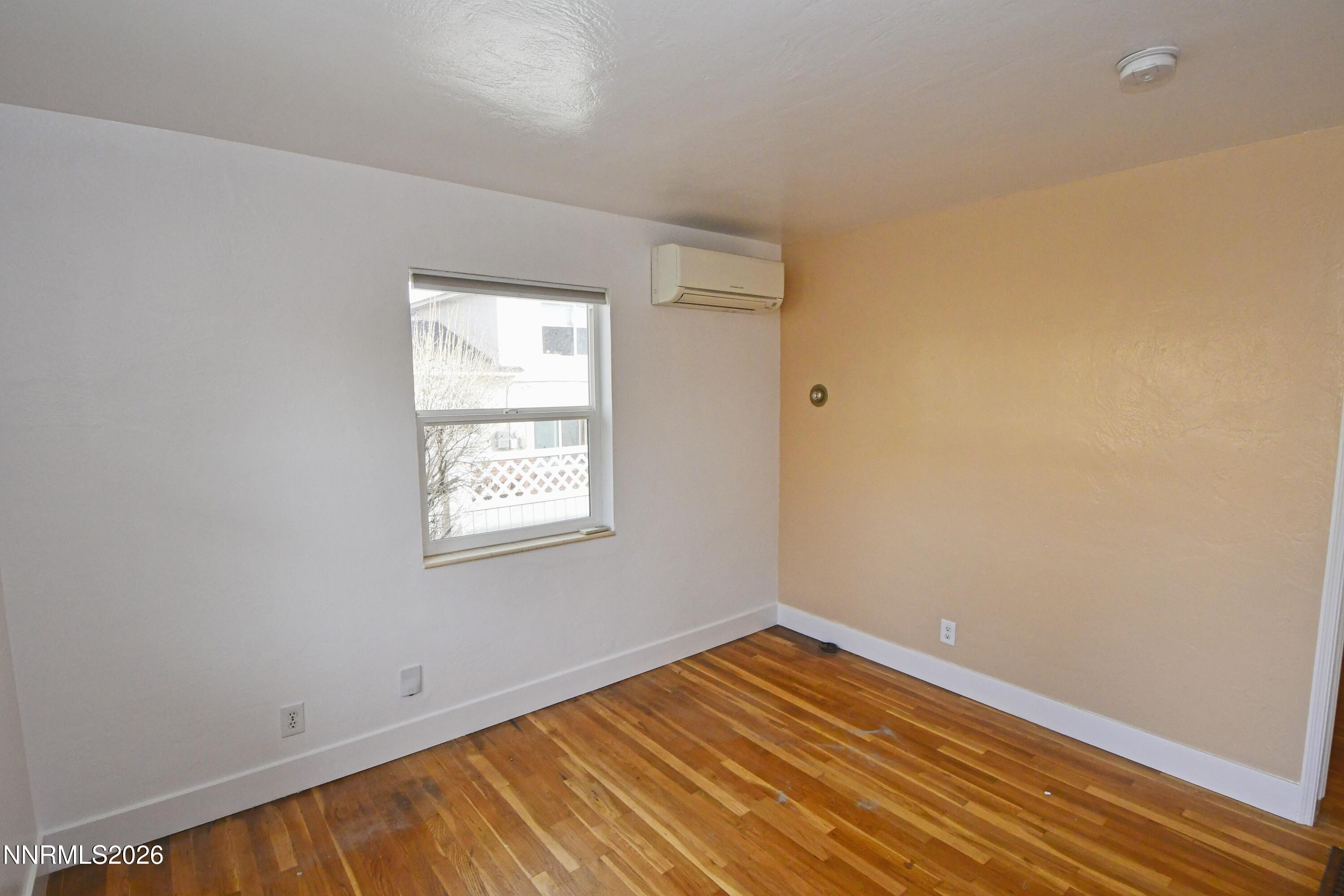 536 La Rue Avenue, Unit 3 Reno, NV 89509 - Photo 3 of 13 DSC_2057