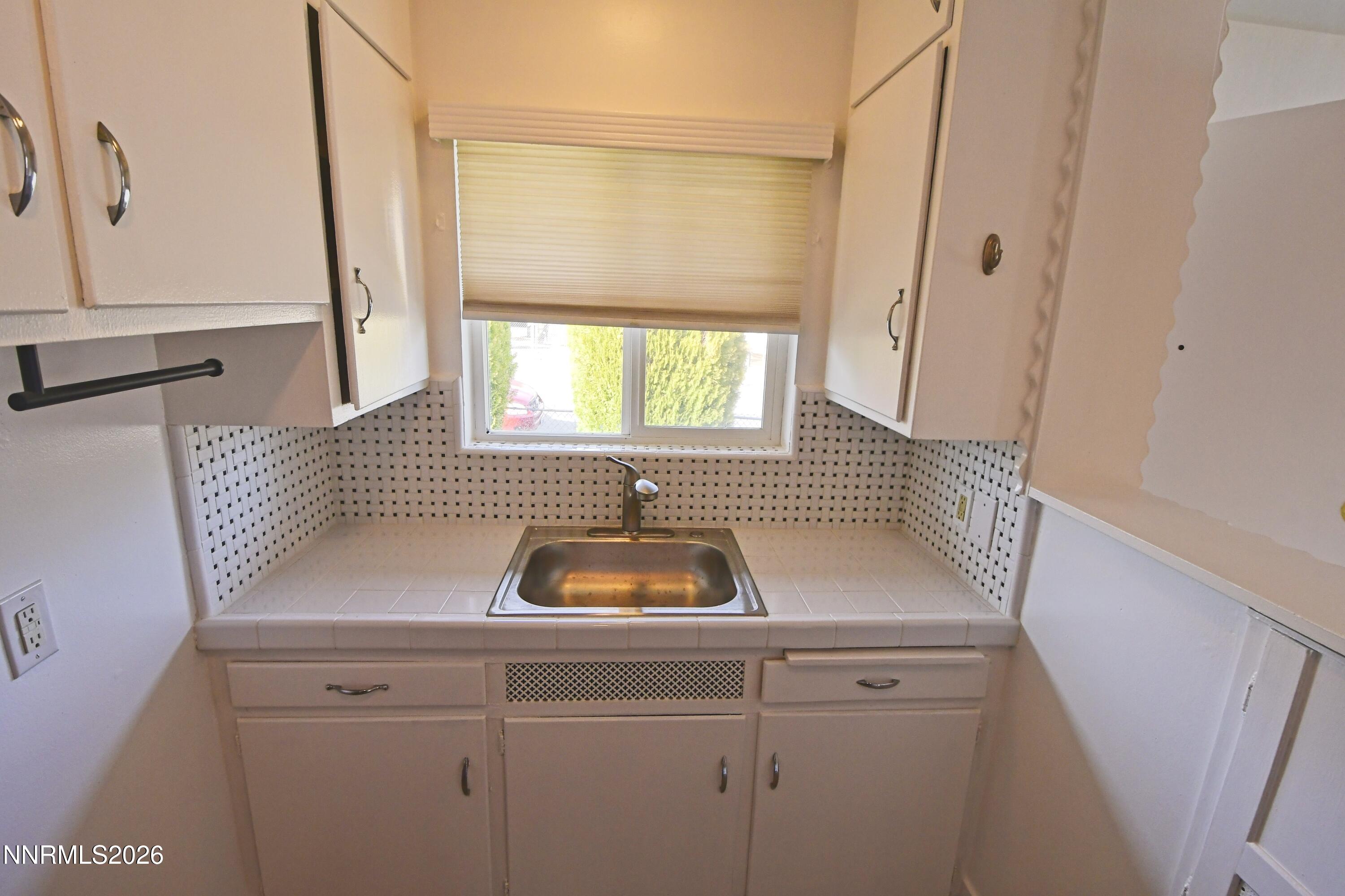 536 La Rue Avenue, Unit 3 Reno, NV 89509 - Photo 6 of 13 DSC_2063