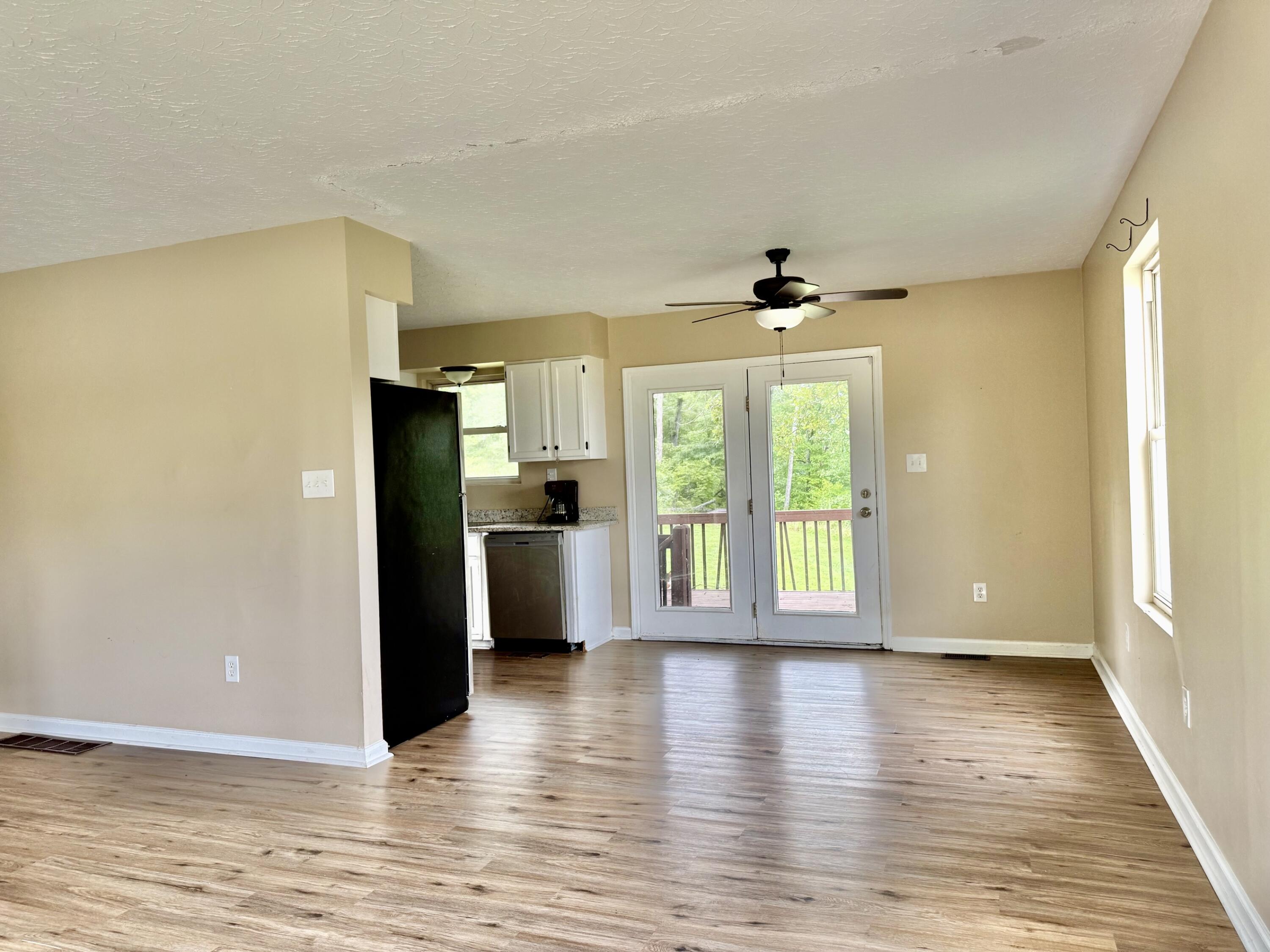301 T Estes Road Beattyville, KY 41311 - Photo 20 of 72 IMG_7227