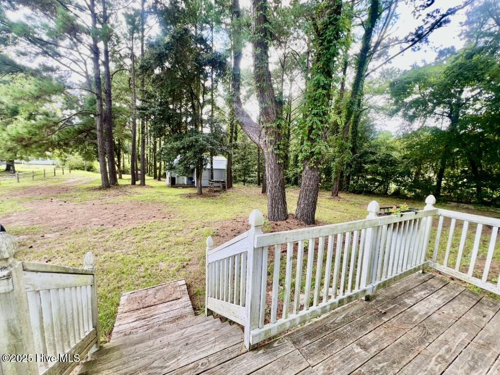 113 Old Farm Road Hampstead, NC 28443 - Photo 22 of 32 Front Porch