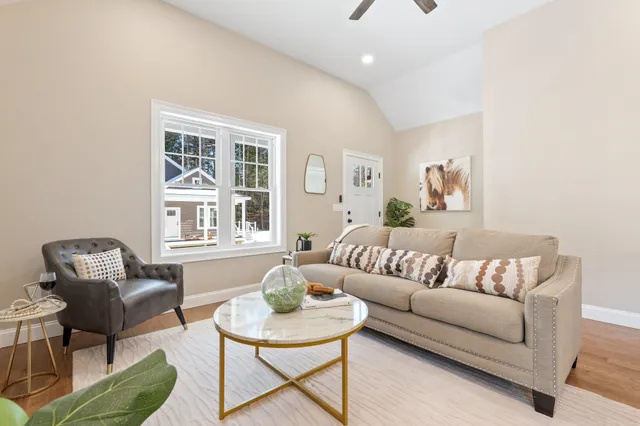 $535,000 | 1 A Debbie Lane, Amherst, NH 03031