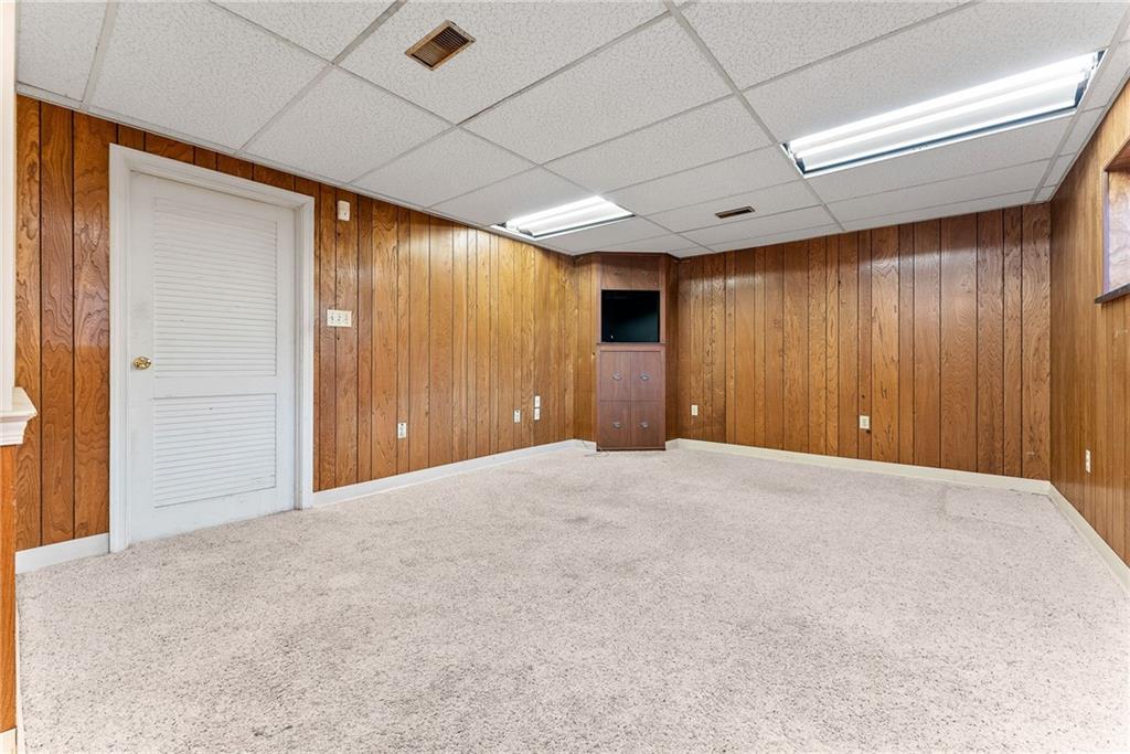 1008 Thorn Run Road Coraopolis, PA 15108 - Photo 14 of 28 a view of empty room