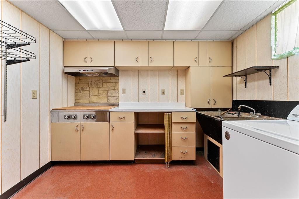 1008 Thorn Run Road Coraopolis, PA 15108 - Photo 15 of 28 a kitchen with cabinets and appliances