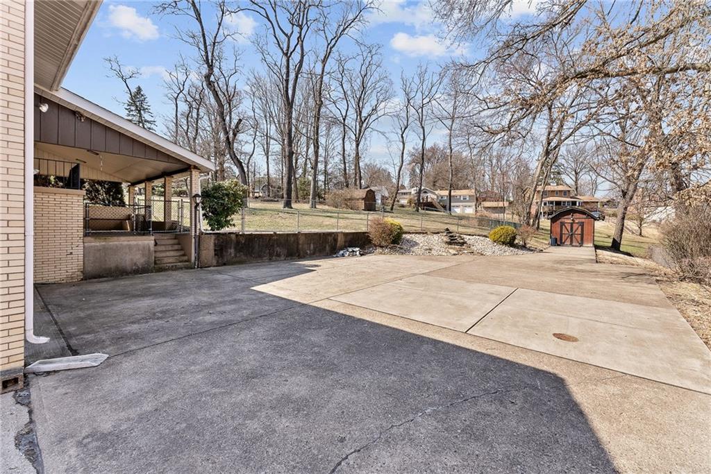 1008 Thorn Run Road Coraopolis, PA 15108 - Photo 23 of 28