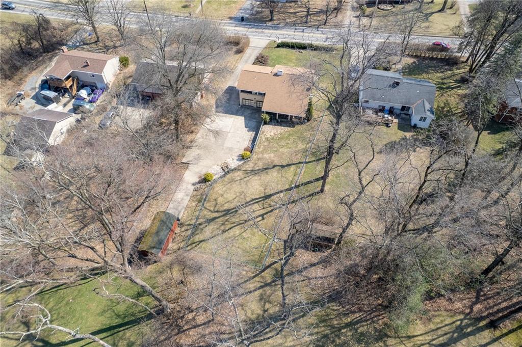 1008 Thorn Run Road Coraopolis, PA 15108 - Photo 28 of 28 an aerial view of a house with a yard