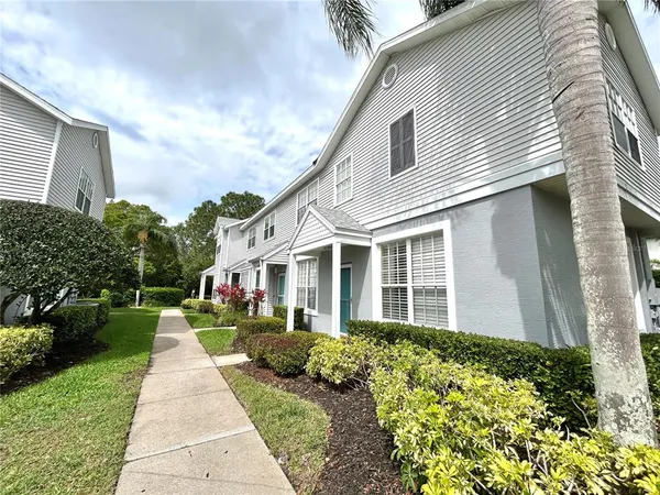 $2,300 | 2739 Enterprise Road East, Unit 1, Clearwater, FL 33759