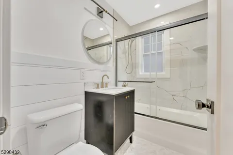 $4,000 | 317 Montclair Avenue, Newark, NJ 07104