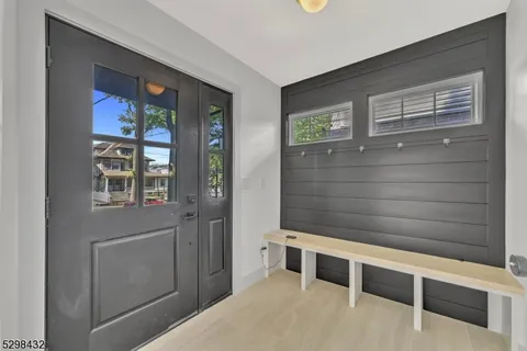 $4,000 | 317 Montclair Avenue, Newark, NJ 07104