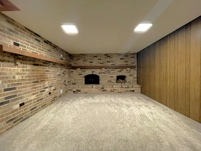 $2,300 | 3840 North Green Bay Road, Caledonia, WI 53404